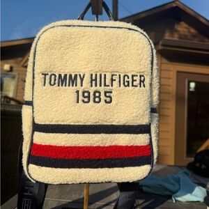 EUC! Tommy Hilfiger Vintage Cream Sherpa Backpack with Red and Navy Accents